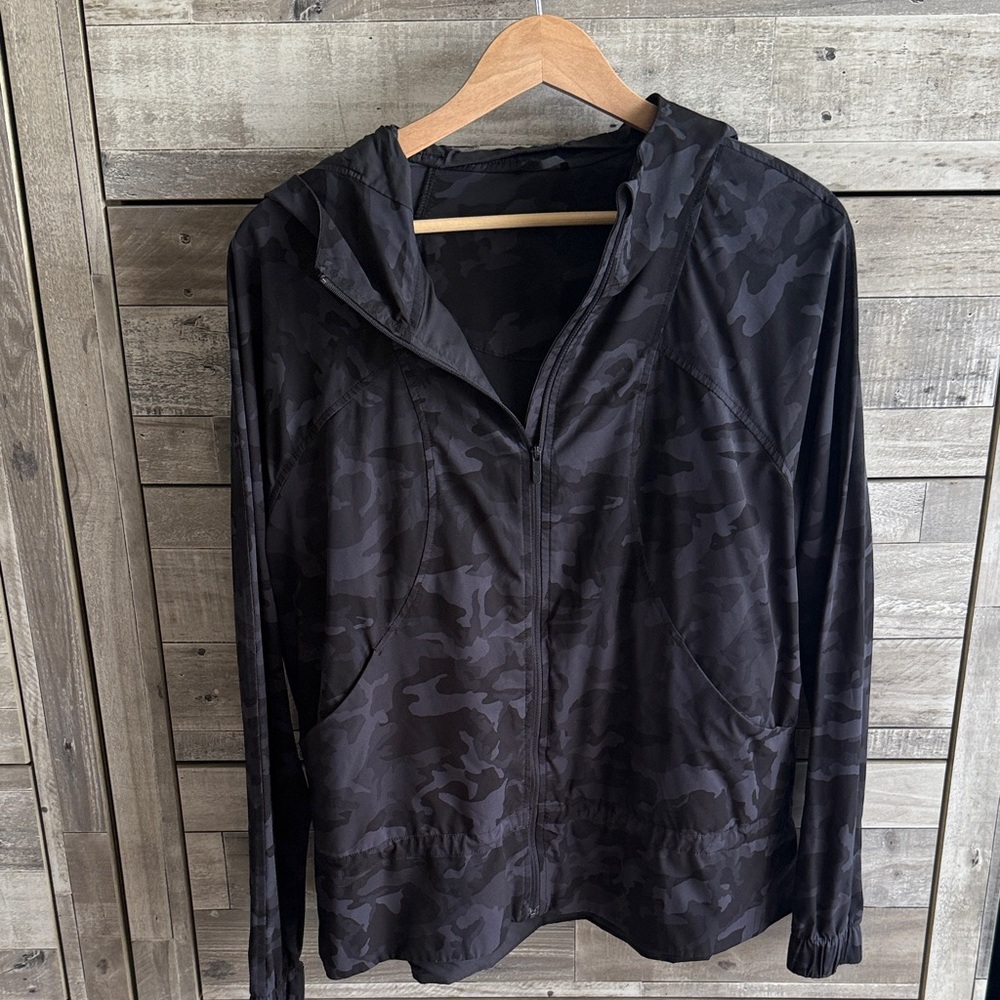 Lululemon Athletica Gray Camouflage Jacket